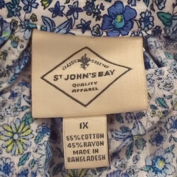 St. John's Bay Blue Floral Print Blouse - Picture 6 of 6